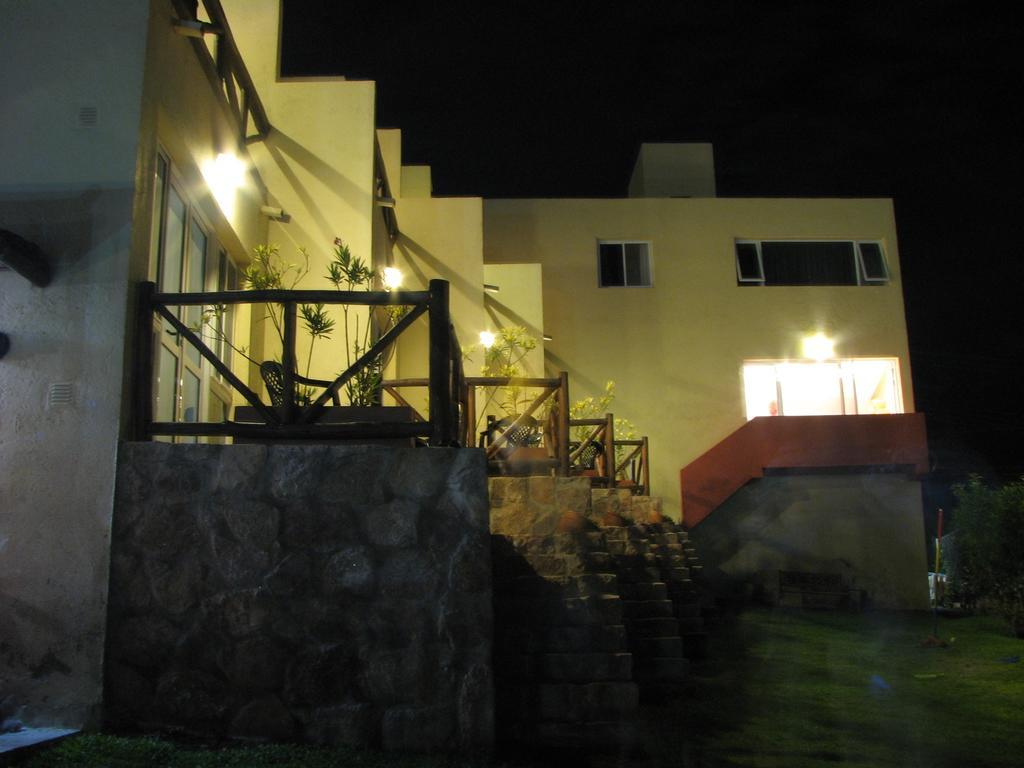 Eara Aparthotel Villa Carlos Paz Luaran gambar